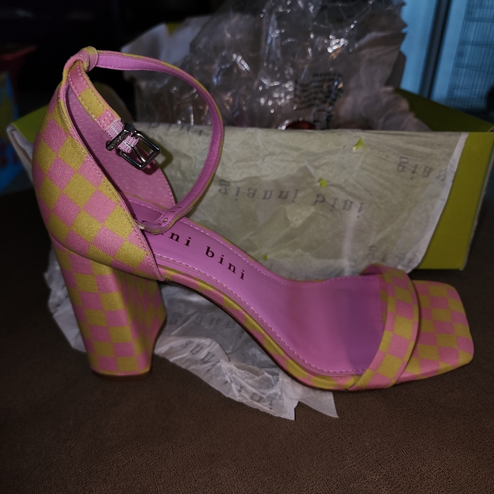 Gianni Bini Woman shoes